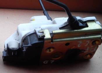 Citroen C2 zamek drzwi prawy