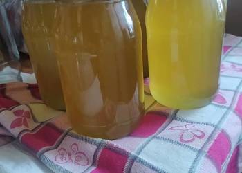 Pyszny ekologiczny, wielokwiatowy miód z własnej pasieki.