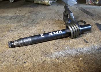 Kawasaki KMX 125 wałek zmiany biegów kosa wybierak kmx125 skrzyni sprężyna