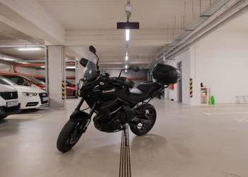 Kawasaki Versys 650 , Kufer centralny , Wydech