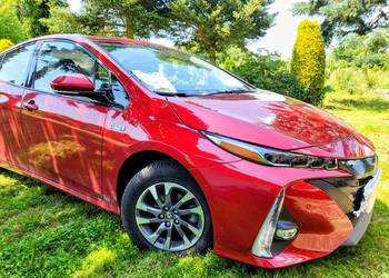 Toyota Prius Plug-In Hybrid 2017 Executive | Czerwony | Salon PL