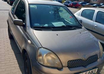 Toyota Yaris Pilkington 3d r. 2005