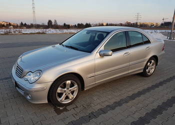 Mercedes-Benz C-klasa W 203 lift 1.8 Benzyna Sedan