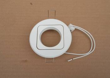 Lampa wpuszczana do sufitu podwieszanego WYPRZEDAŻ