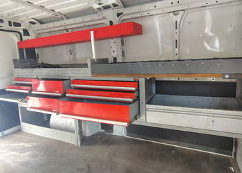 Zabudowa serwisowa bus