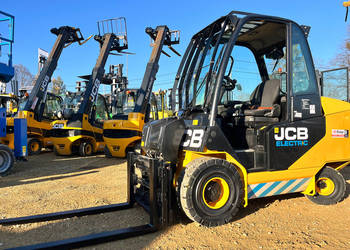 Wózek widłowy elektryczny JCB 30-19E 3 tony teleskopowy 4 m 2020