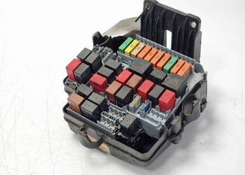 SKRZYNKA BEZPIECZNIKÓW IVECO COMPA 5801981302