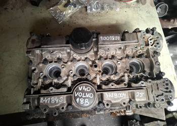 VOLVO V40 S40 I 1,8 16V B4184S głowica pokrywa walki 377900425