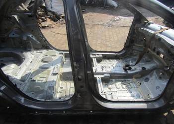 PRÓG SŁUPEK PRAWY BOK Z10H OPEL CROSSLAND X