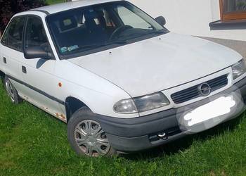 Sprzedam opla astre