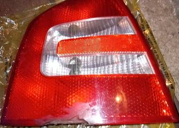 Lampa lewa tył octavia 2