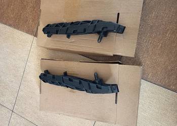 Przednie ślizgi boczne zderzaka Lexus