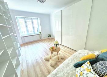 Kamienicq, R. WIATRACZNA, DOBROWOJA, Kawalerka 32,23m2