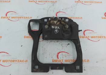 PEUGEOT 208 I 13r zamek maski