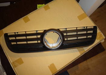 VOLKSWAGEN POLO atrapa chłodnicy grill NOWY 05-