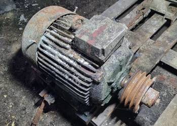 Silnik elektryczny indukta dwubiegowy 4,4kw / 6,7kw