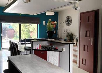 Funkcjonalny Przytulny Dom w Promnicach - Idealna Oferta dla Ciebie!