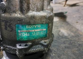 Kompresor klimatyzacji. 1J0820803A