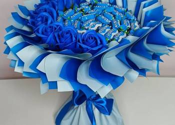 Bukiet jadalny niebieski bukiet Bounty róże mydlane prezent upominek