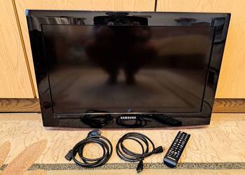 TV Samsung LE26B457C6H + pilot
