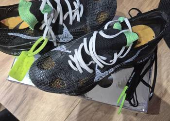 Nike Air Zoom Tempo NEXT% x Off-White