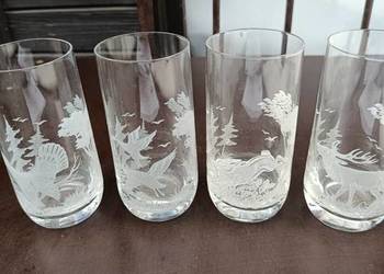 Szklanki z motywami zwierząt  4 szt.