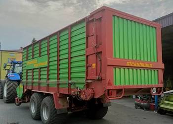 Przyczepa samozbierająca Strautmann mega vitesse 3