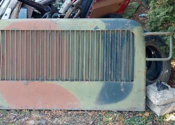 Bat m_2 przednia cEsc kabiny atrapa z żaluzją