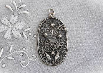 Stary wisiorek srebrny, filigran, kwiaty, srebro, vintage, PRL