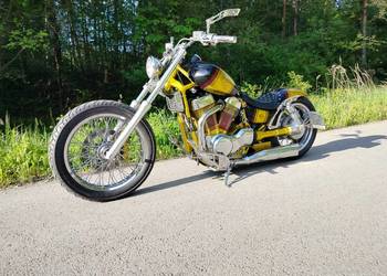 Suzuki Intruder 1400 custom chopper bobber