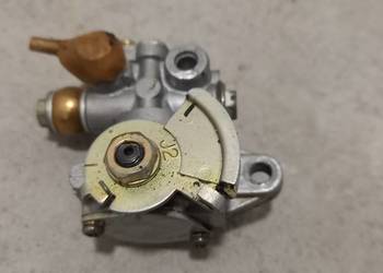 Cagiva W8 125 pompka oleju