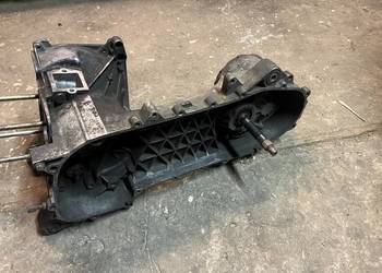 Kartery, blok Piaggio 125-180 2t