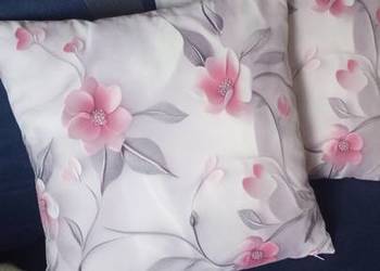 Dwie poduszki dekoracyjne