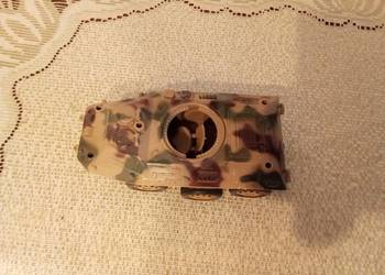 Transporter wojskowy do żołnierzyków