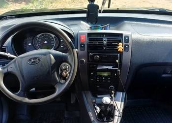 Hyundai tucson z gazem 2007r