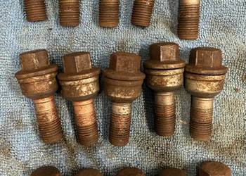 Śruby kół Audi Q3 2014