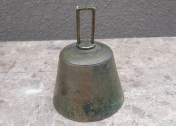 nr3 Stary dzwon dzwonek mosiądz średnica 8cm wysokość 6,5cm