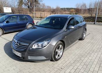Opel Insignia kombi 2.0 Cdti 130km, manual 6 biegów, biksenon skrętny