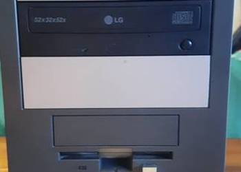 Komputer stacjonarny