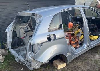 Ćwiartka Mercedes B klasa w245