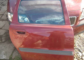 Drzwi prawe tylne prawy tył Volvo v70 II 00-07 454-46 bordowe Drzwi prawe tylne prawy tył Volvo v70 II 00-07 454-46 bordowe