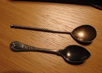 stara łyżeczka plater