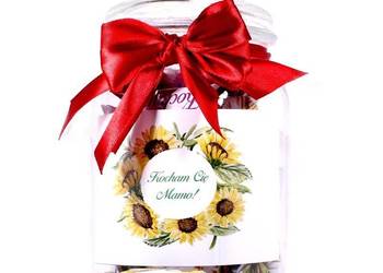 Prezent na dzień mamy