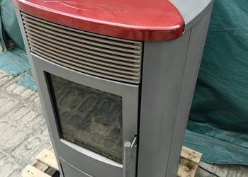 Piec kominek na pellet z płaszczem wodnym pelletowy z obiegiem 10kW wodnym