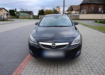 Sprzedam Opla Astrę J