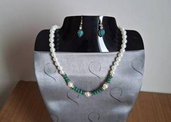 Sprzedam  zestaw: eleganckie klasyczne korale i kolczyki