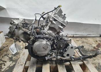 SILNIK MOTOCYKL HONDA VFR 800RR RC46E SILNIK MOTOCYKL HONDA VFR 800RR RC46E