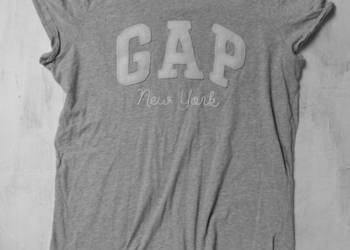 szara koszulka GAP logo L/XL 40/42