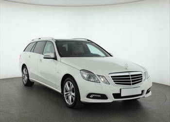 Mercedes E E 200