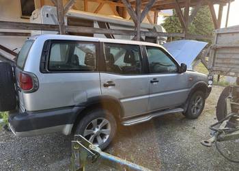 Nissan terano